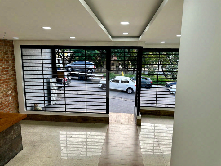 Foto REO1094624