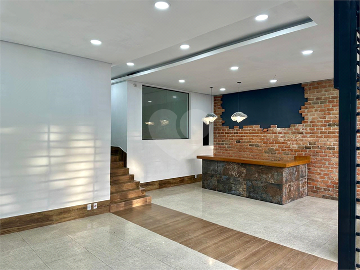 Foto REO1094624