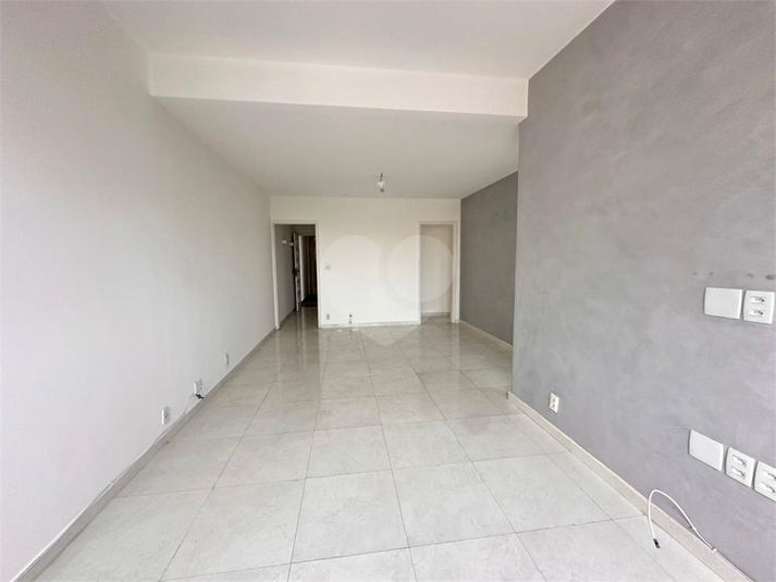 Foto REO1094640