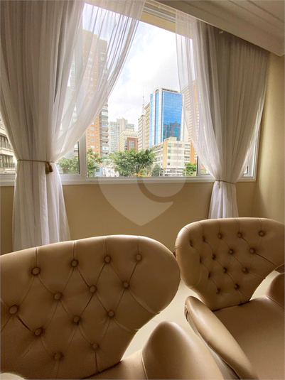 Foto REO1094645