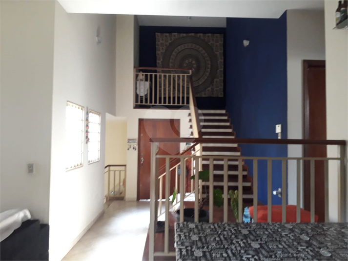 Foto REO1094646