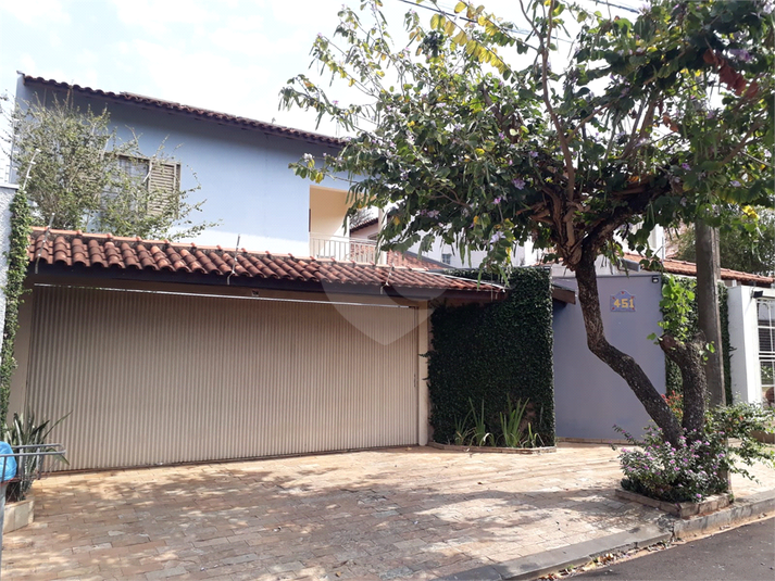 Foto REO1094646