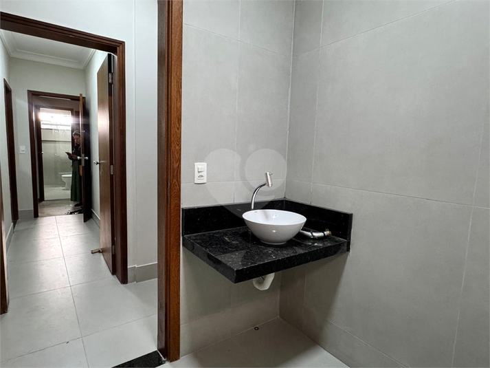 Foto REO1094661
