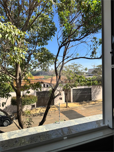 Foto REO1094661