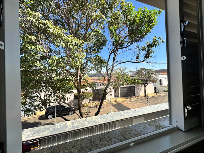 Foto REO1094661