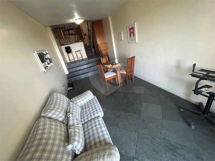 Foto REO1094674