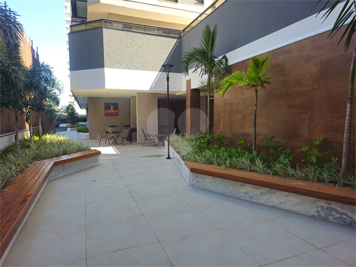Foto REO1094686