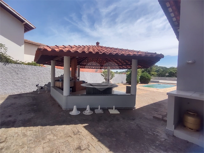 Foto REO1094692