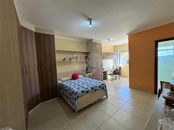 Foto REO1094692