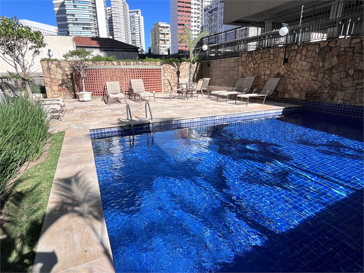 Foto REO1094701