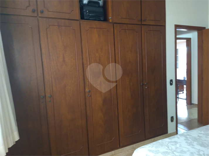 Foto REO1094707