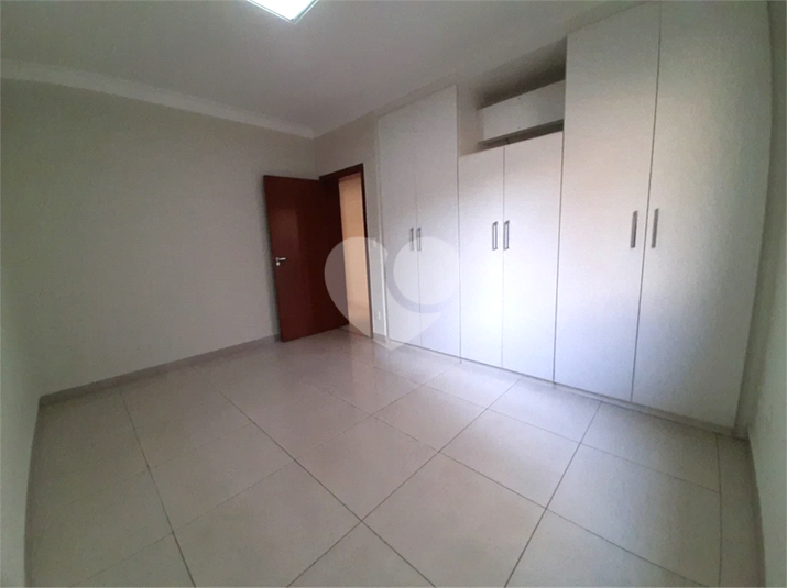 Foto REO1094723