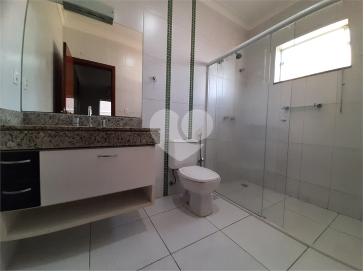 Foto REO1094723