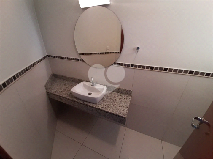 Foto REO1094723
