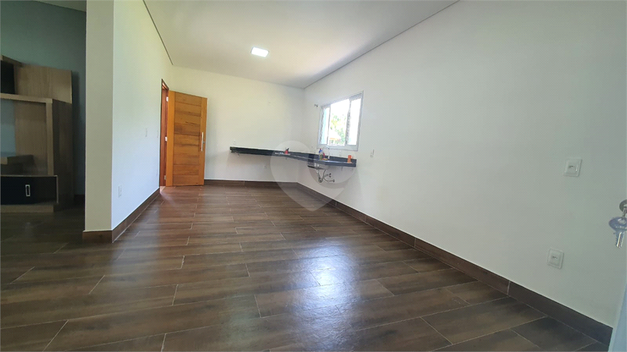 Foto REO1094731