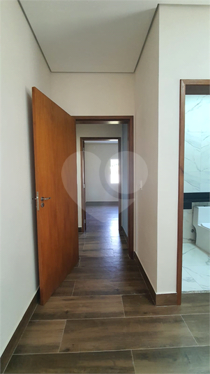 Foto REO1094731