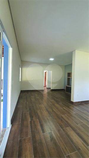 Foto REO1094731