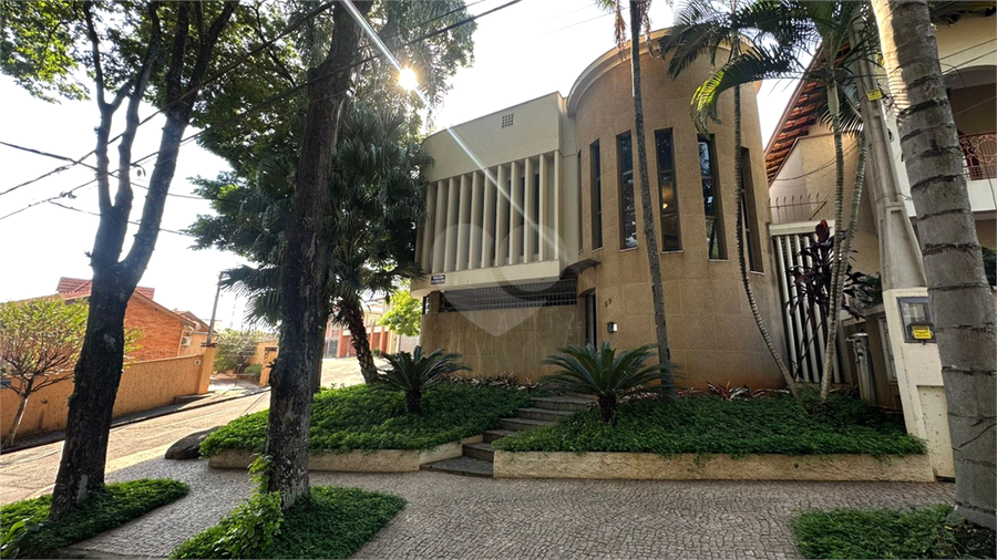 Foto REO1094755