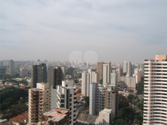 Foto REO1094759