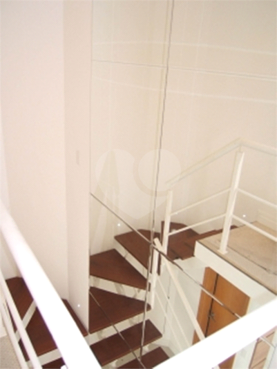 Foto REO1094759