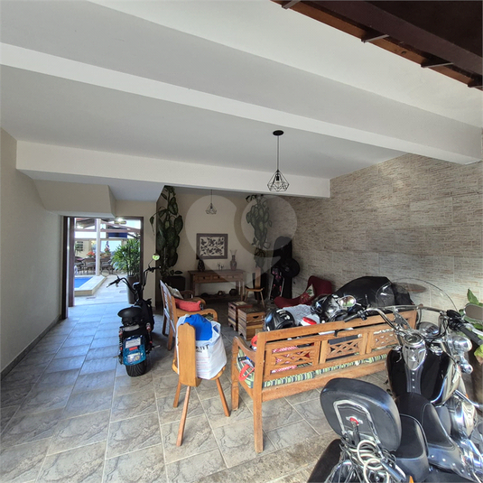 Foto REO1094760