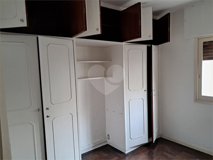 Foto REO1094765