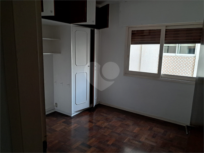 Foto REO1094765