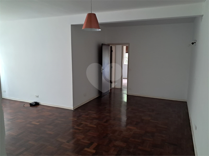 Foto REO1094765