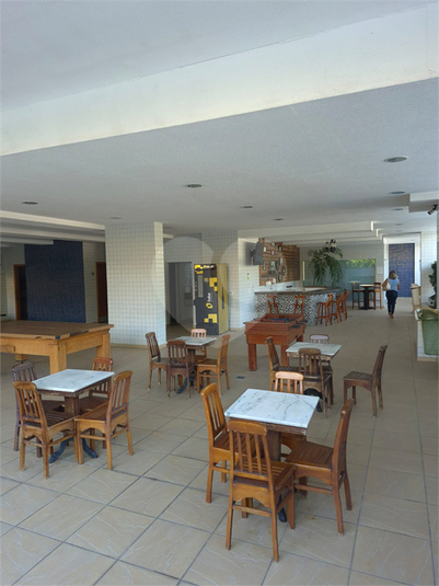 Foto REO1094776