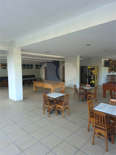 Foto REO1094776