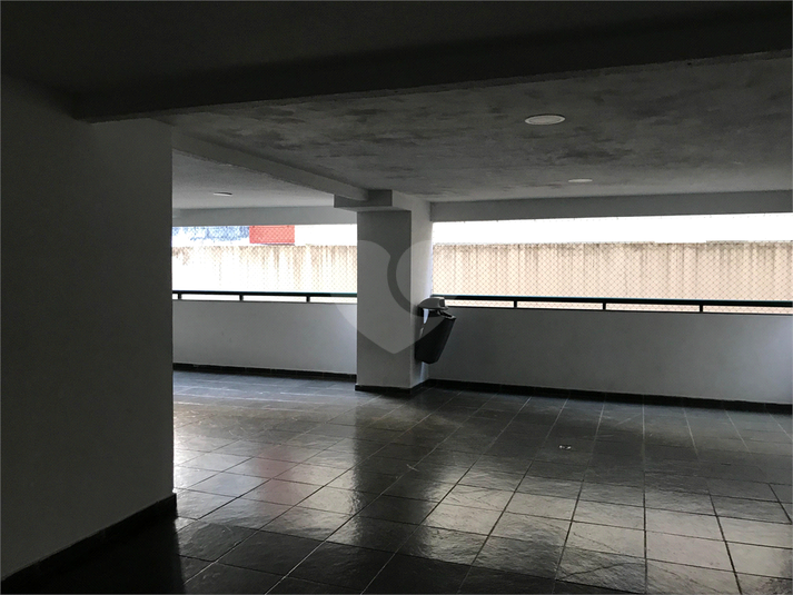 Foto REO1094784