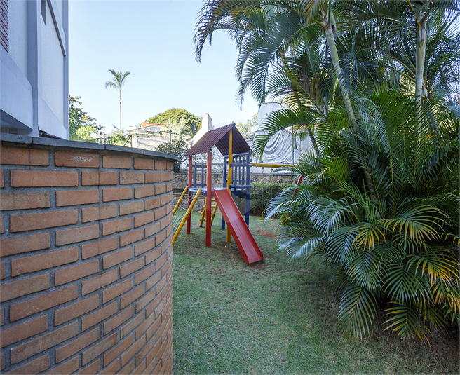 Foto REO1094797