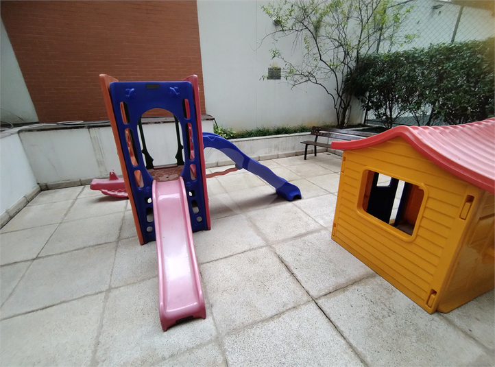 Foto REO1094807