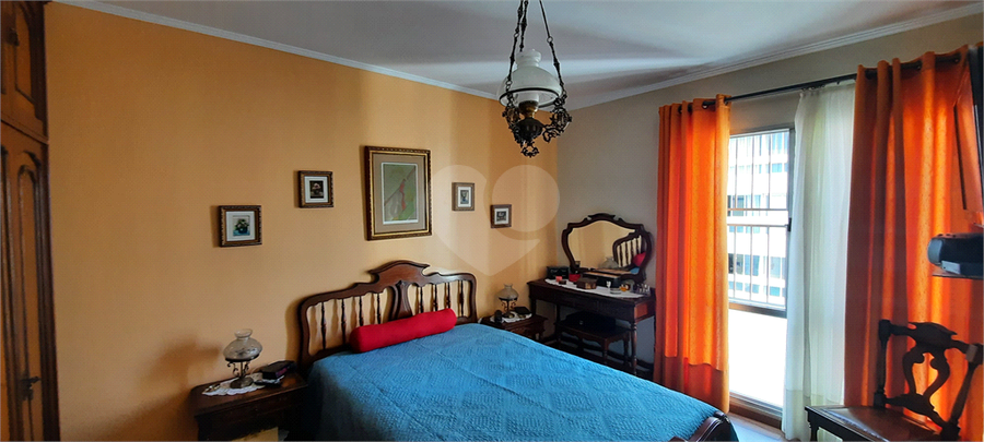 Foto REO1094810