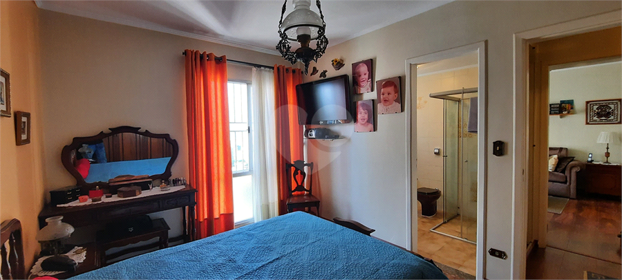 Foto REO1094810