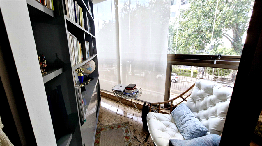 Foto REO1094831