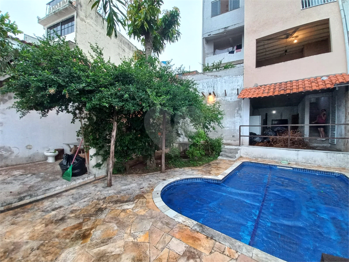 Foto REO1094833