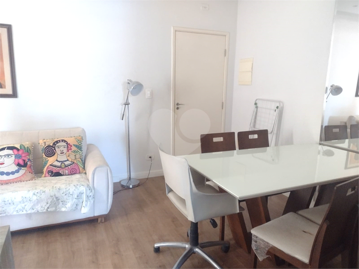 Foto REO1094835