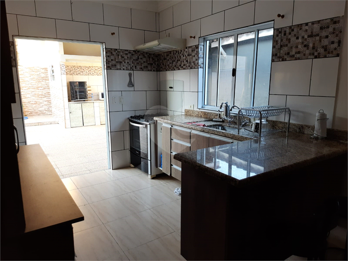 Foto REO1094839