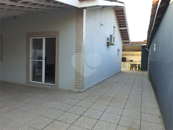 Foto REO1094839