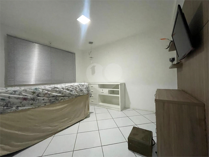 Foto REO1094855
