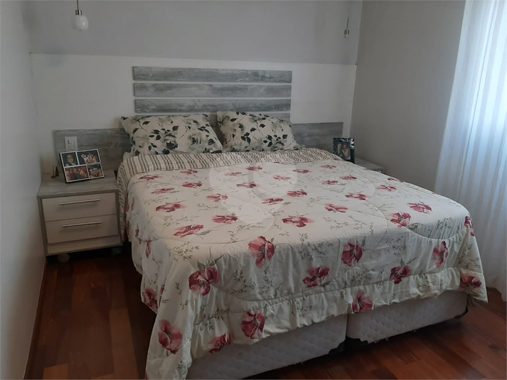 Foto REO1094863