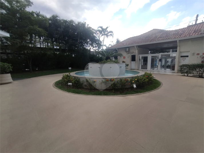 Foto REO1094876