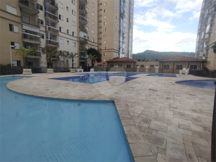 Foto REO1094876