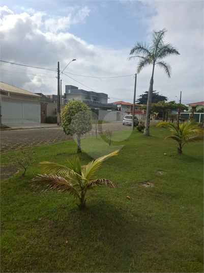 Foto REO1094885