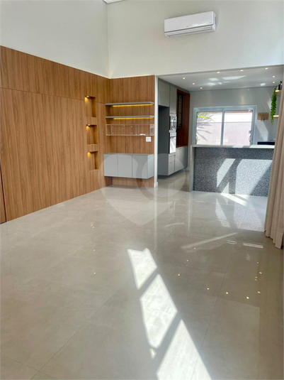 Foto REO1094901