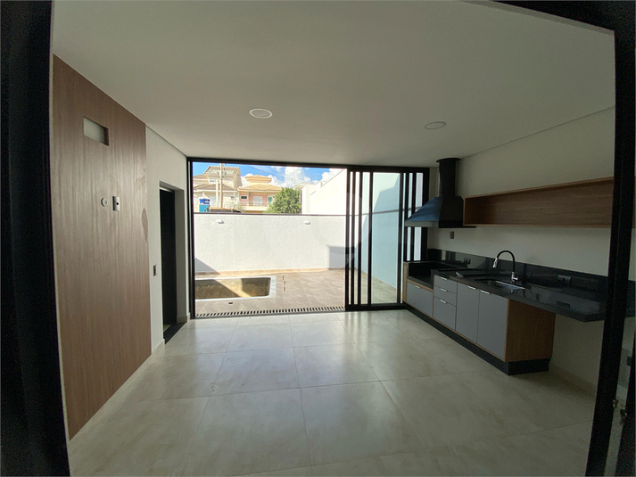 Foto REO1094909