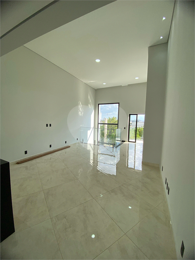 Foto REO1094909