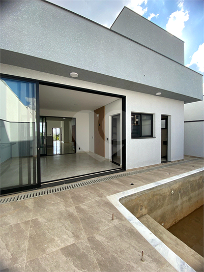 Foto REO1094909