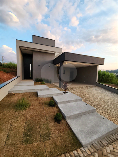 Foto REO1094918